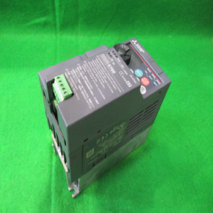 주35062/인버터/FR-E720-0.4K-EA/삼상,220V/반마력