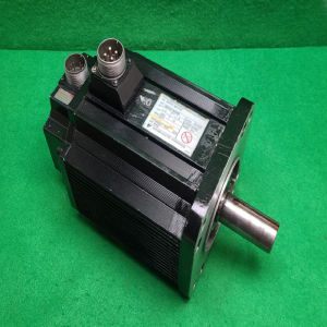 초33015/서보모터/USAFED-20C22K/1.8KW/야스카와