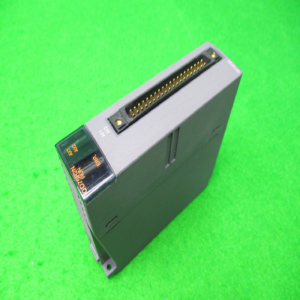 노16561/PLC/QD75P2N/시리얼20/미츠비시