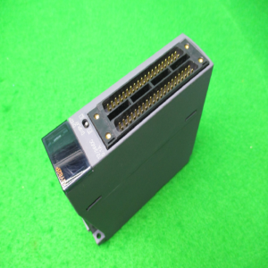 노16637/PLC/QY82P/시리얼21/미츠비시