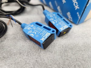 노13467 미사용  레이저 투과 광전스위치센서 WS9L-3D1136 / WE9L-3N1137