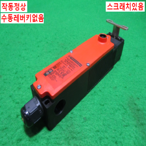 초25492/도어안전스위치/XCSLE3737312