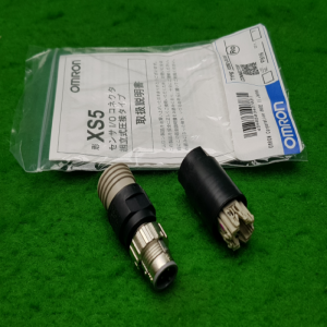 노50665/미사용원형컨넥터/XS5G-D418/옴론