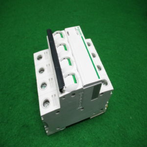 주25512/미사용회로보호용차단기/A9F74432/iC60NC32A/슈나이더