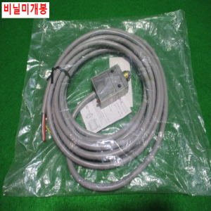 초20339/미사용마이크로리미트스위치/D4C-3302/옴론