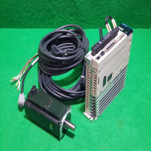 초13005/모터,드라이브케이블세트/SGD7S-2R8A00A002/SGM7J-04AFD2C/400W/야스카와