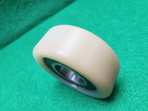 초25988/ 일본산 미사용 베어링 바퀴 로울러 고속 이중열 베어링 더블 복열 앵귤러 볼베어링 우레탄 바퀴부분 탈색 있음 베어링만 탈거해서 사용가능