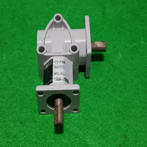 초13128/1대190도방향전환기어,베벨기어/KB-101/감속비1대1/KOMPASS