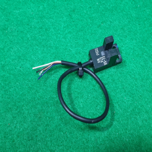 초20608/광전스위치센서/EE-SX674WR/오므론