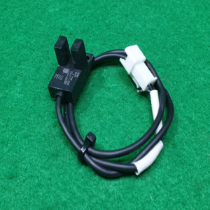 초20611/광전스위치센서/EE-SX674WR/오므론