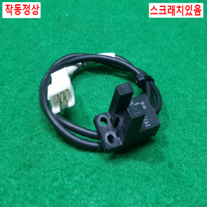 초20611/광전스위치센서/EE-SX674WR/오므론