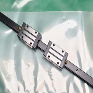 초13334/LM가이드/길이450,폭15/SBI15HLS