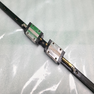 초13375/LM가이드/길이1538,폭15/SSR15/THK