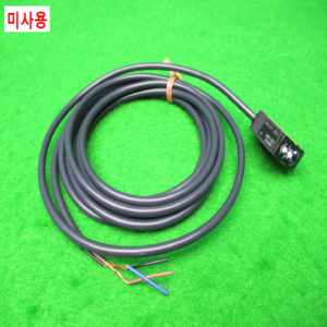노55326/미사용근접센서/E3Z-LR61/옴론