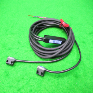 노16281/미사용근접센서,근접스위치센서/PQ02R/PQ02T/키엔스