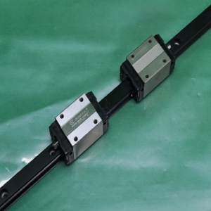 초13662/미사용LM가이드/길이400폭15/H15VN/TBI