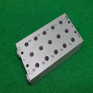 초13695/공압솔레노이드SY7120용매니폴트블록/SS5Y7-20-05/모델명라벨없음